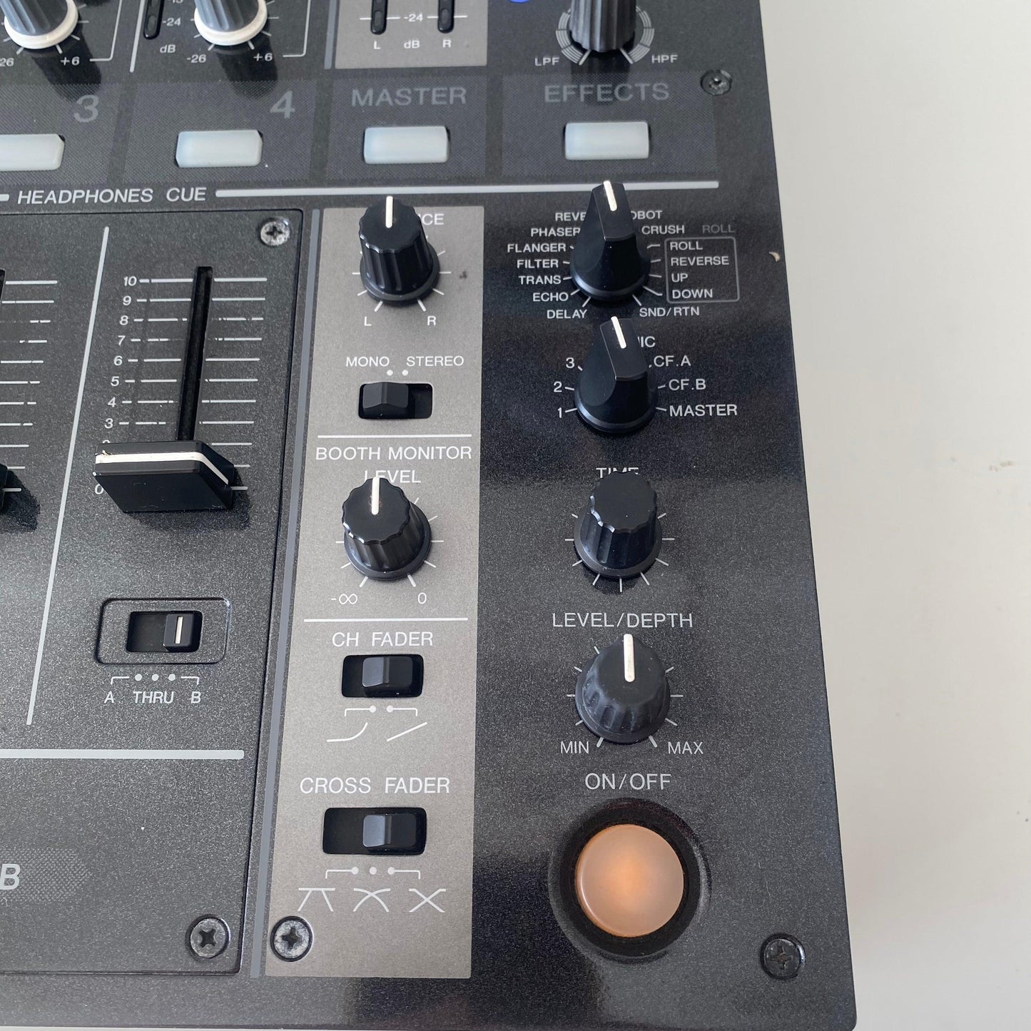 Used Pioneer DJM-700 - 4-Channel Professional DJ Mixer for sale at Turntable Trader – Refurbished DJ Equipment