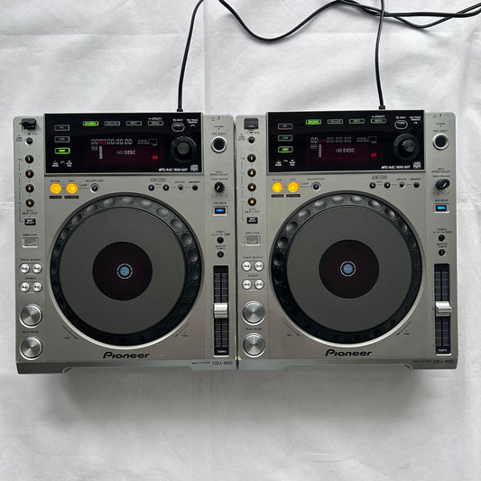 Pioneer CDJ-850 Pair - Professional DJ Multi-Players - Turntable Trader