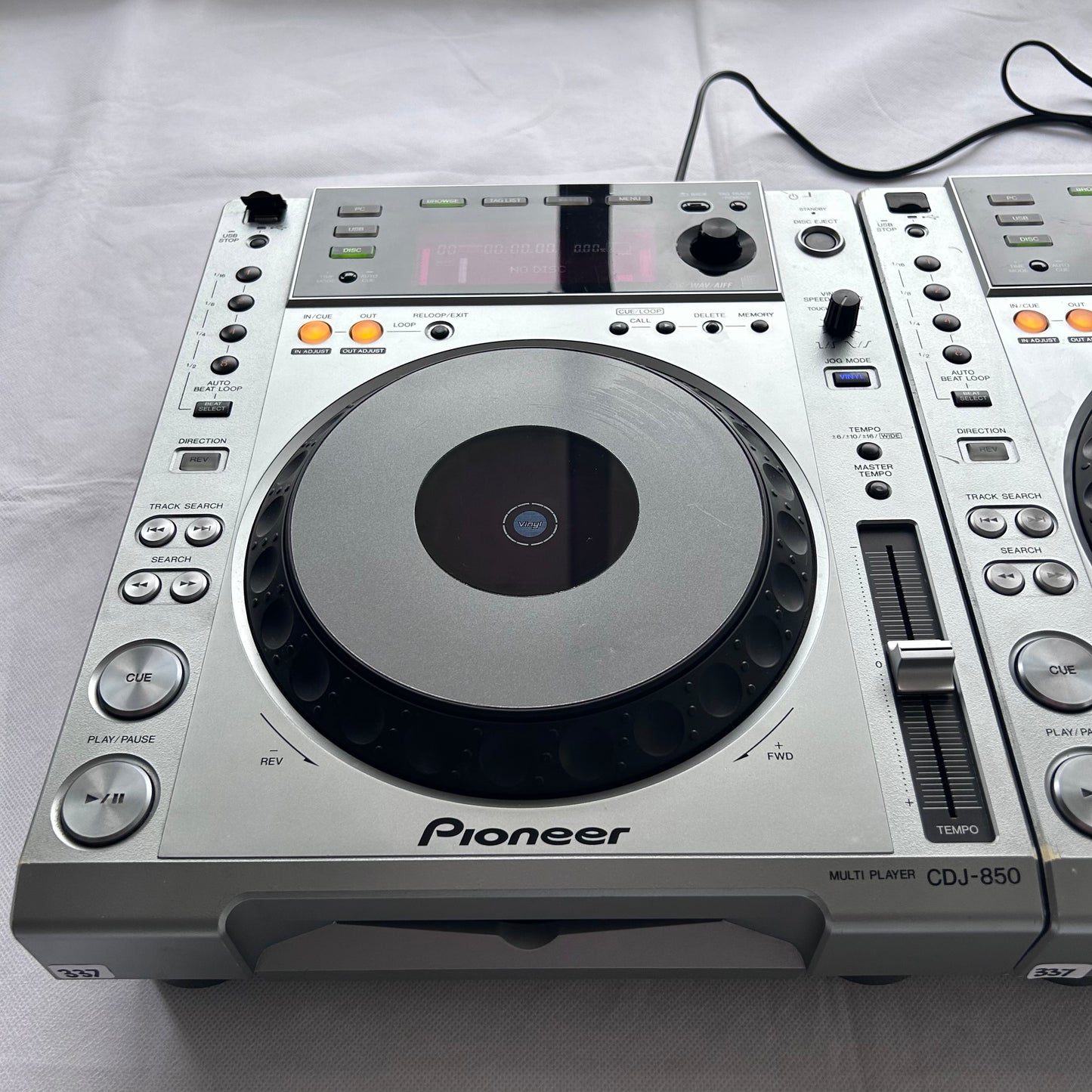 Used 2x Pioneer CDJ 850 for sale at Turntable Trader – Refurbished DJ Equipment