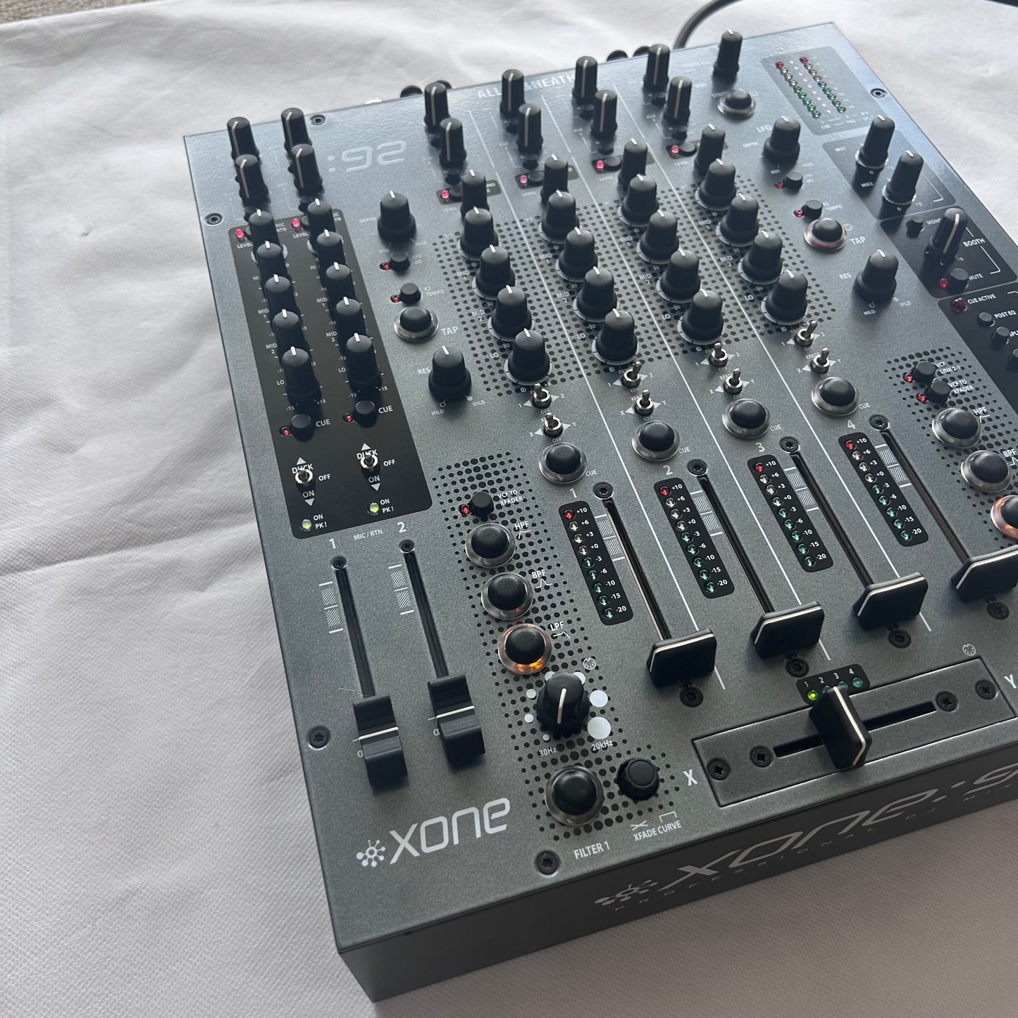 Allen & Heath XONE:92 DJ Mixer - Professional 4-Channel Mixer - Turntable Trader