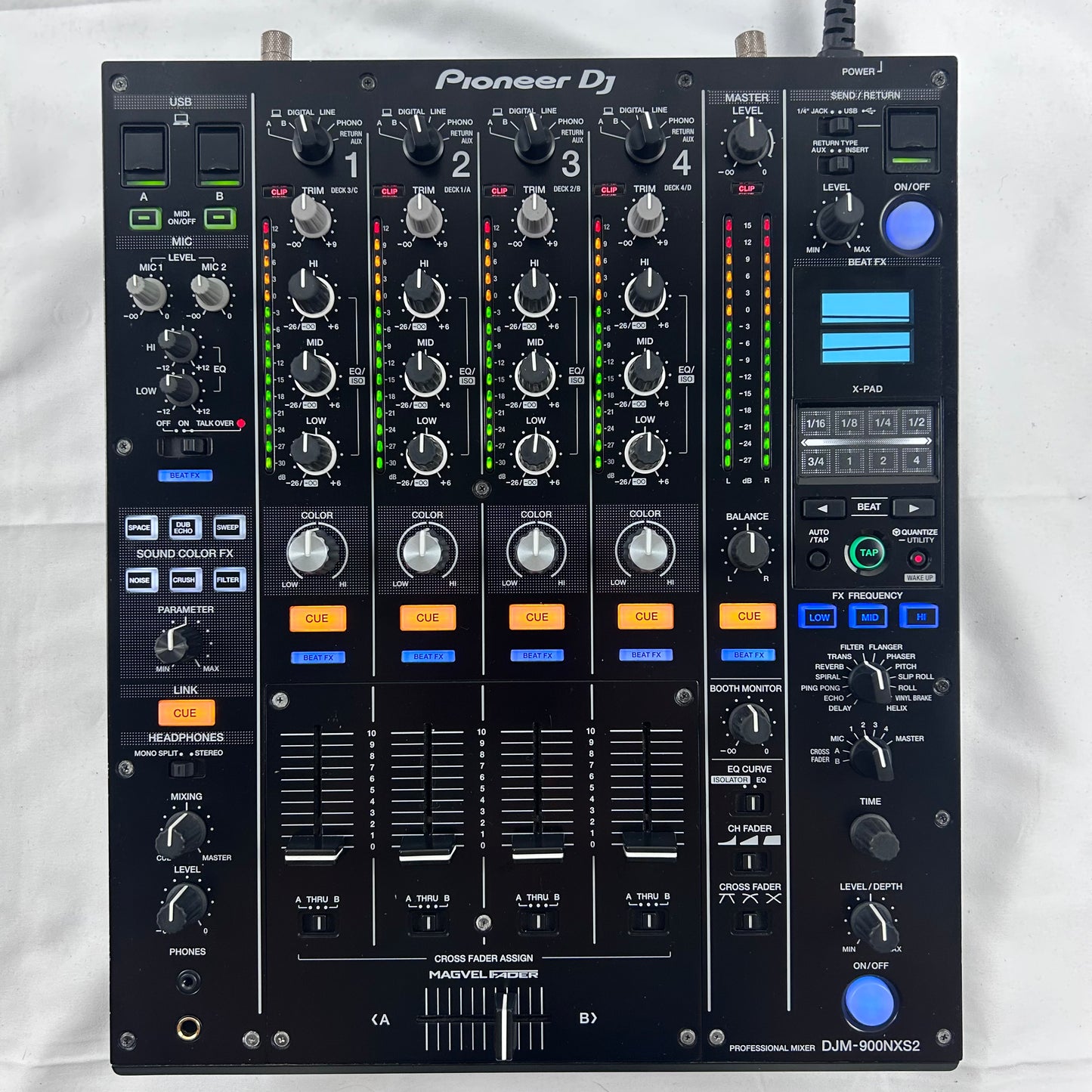 Pioneer DJM 900NXS2 - Professional 4 Channel DJ Mixer
