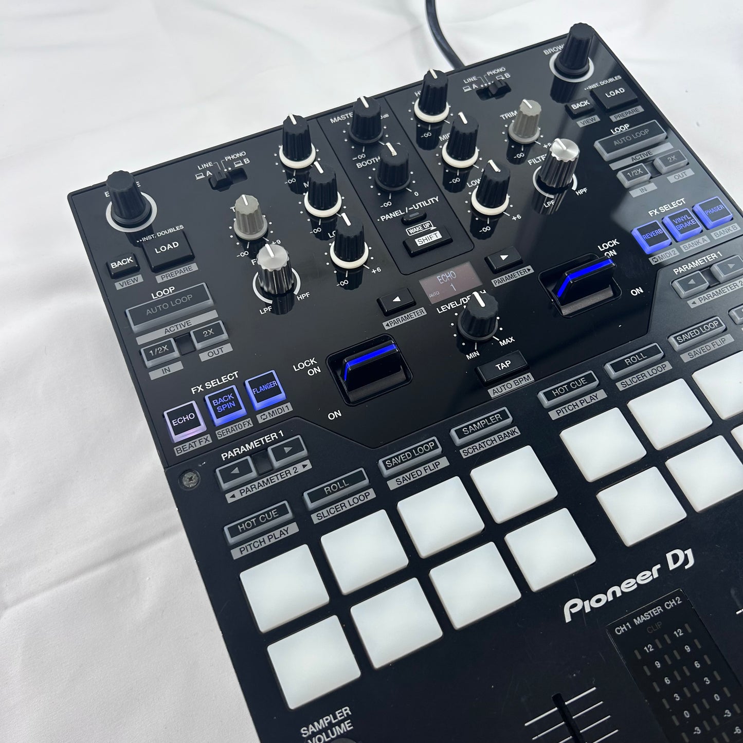 Pioneer DJM S7 - 2 Channel Scratch Performance DJ Mixer