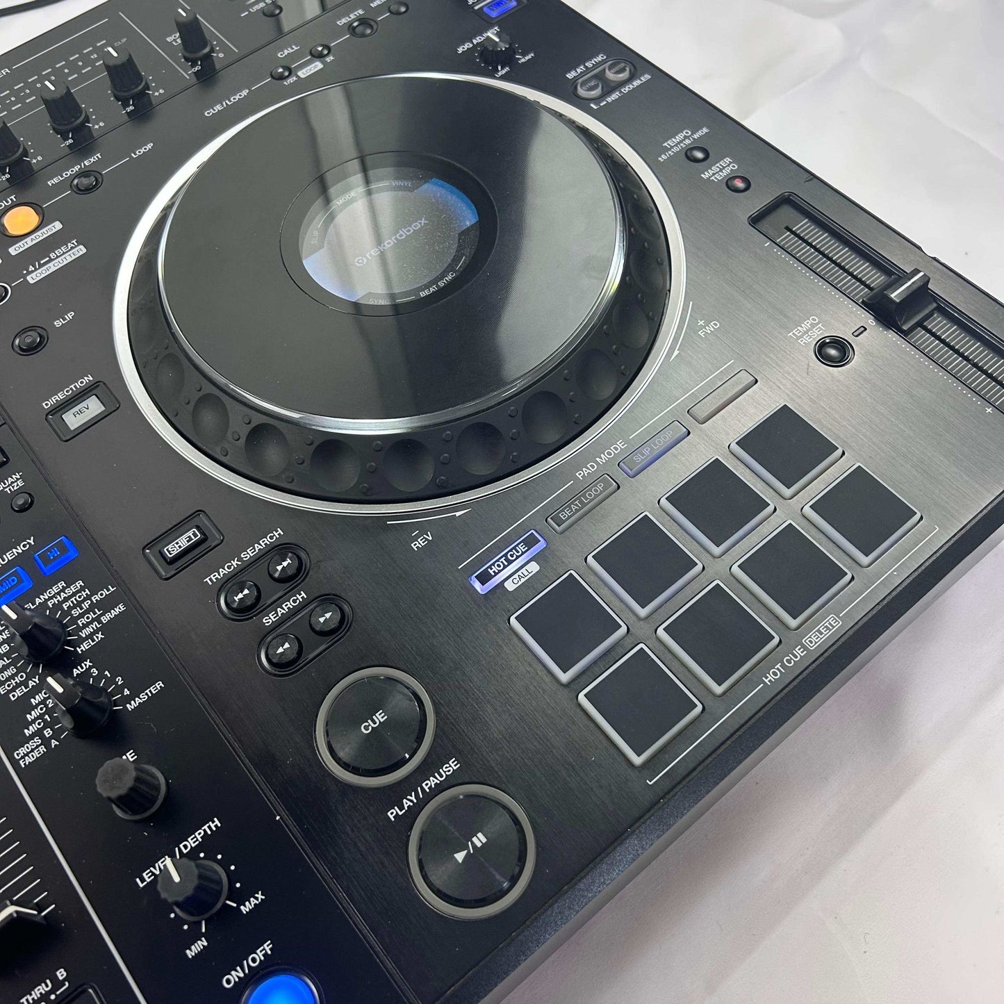 Pioneer DJ XDJ XZ - Professional All - in - One DJ Controller - Turntable Trader