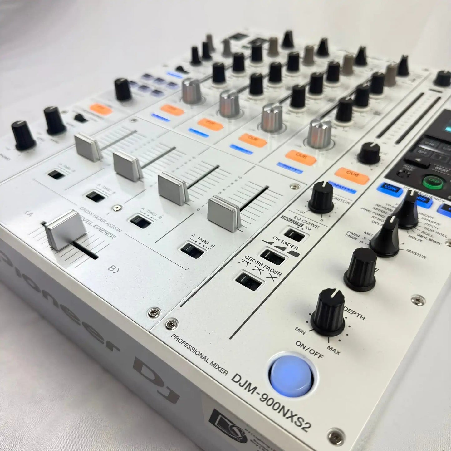Pioneer DJM 900NXS2 W - Professional 4 Channel DJ Mixer - Turntable Trader