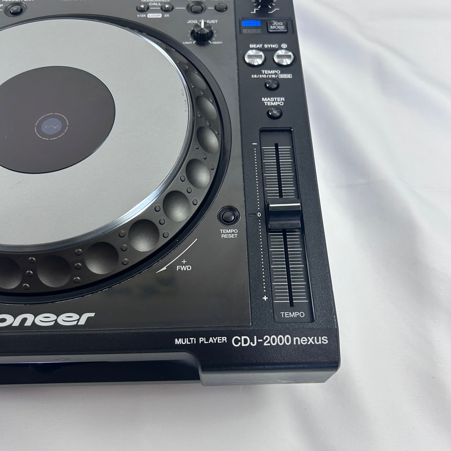 Pioneer CDJ 2000 Nexus Pair NXS - Professional DJ Media Players