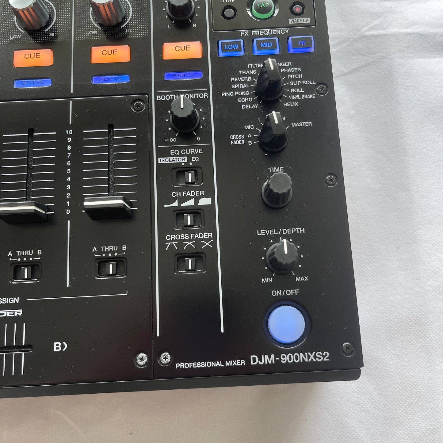 Pioneer DJM 900NXS2 (Boxed & Decksaver)