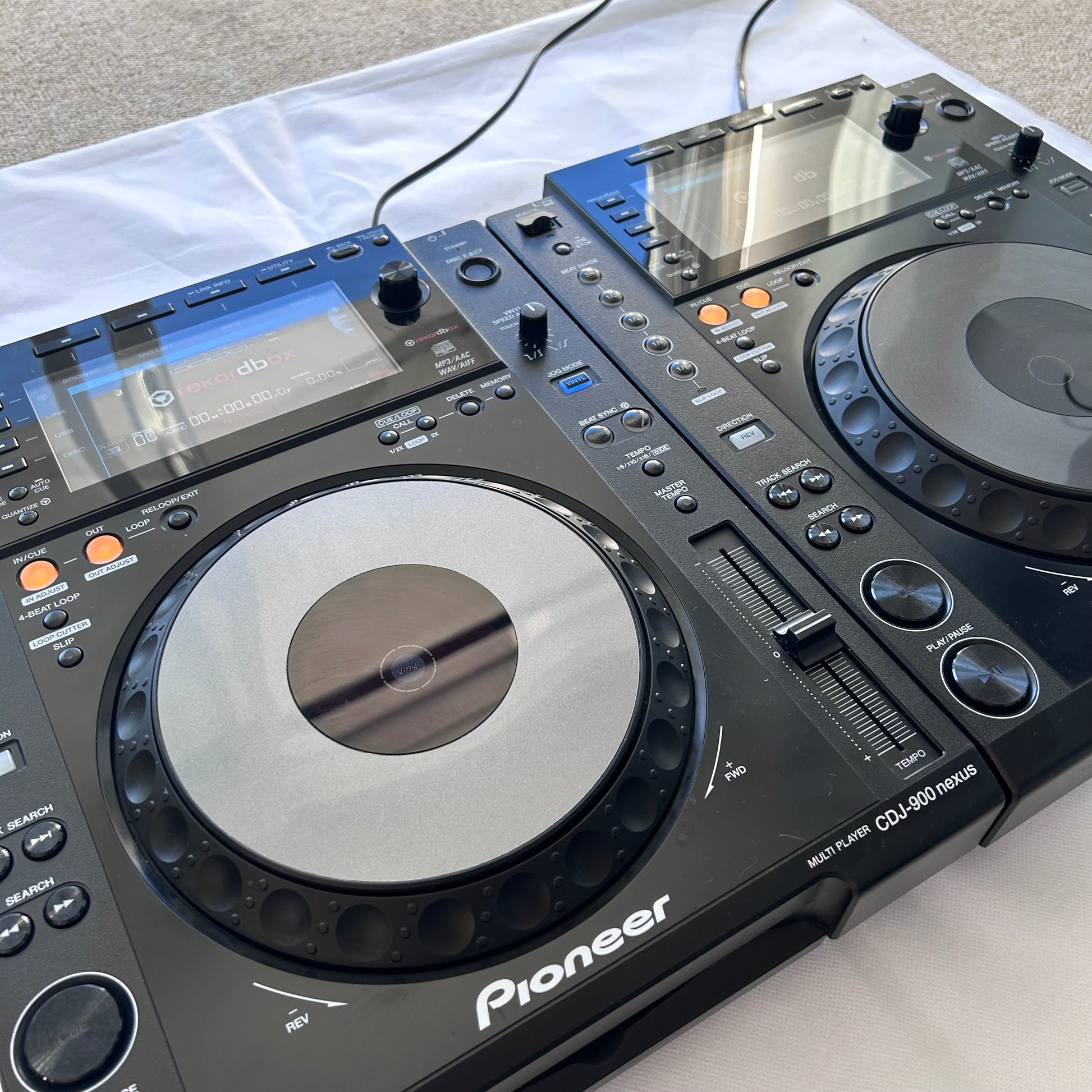 2x Pioneer CDJ 900 Nexus Pair NXS - Turntable Trader 