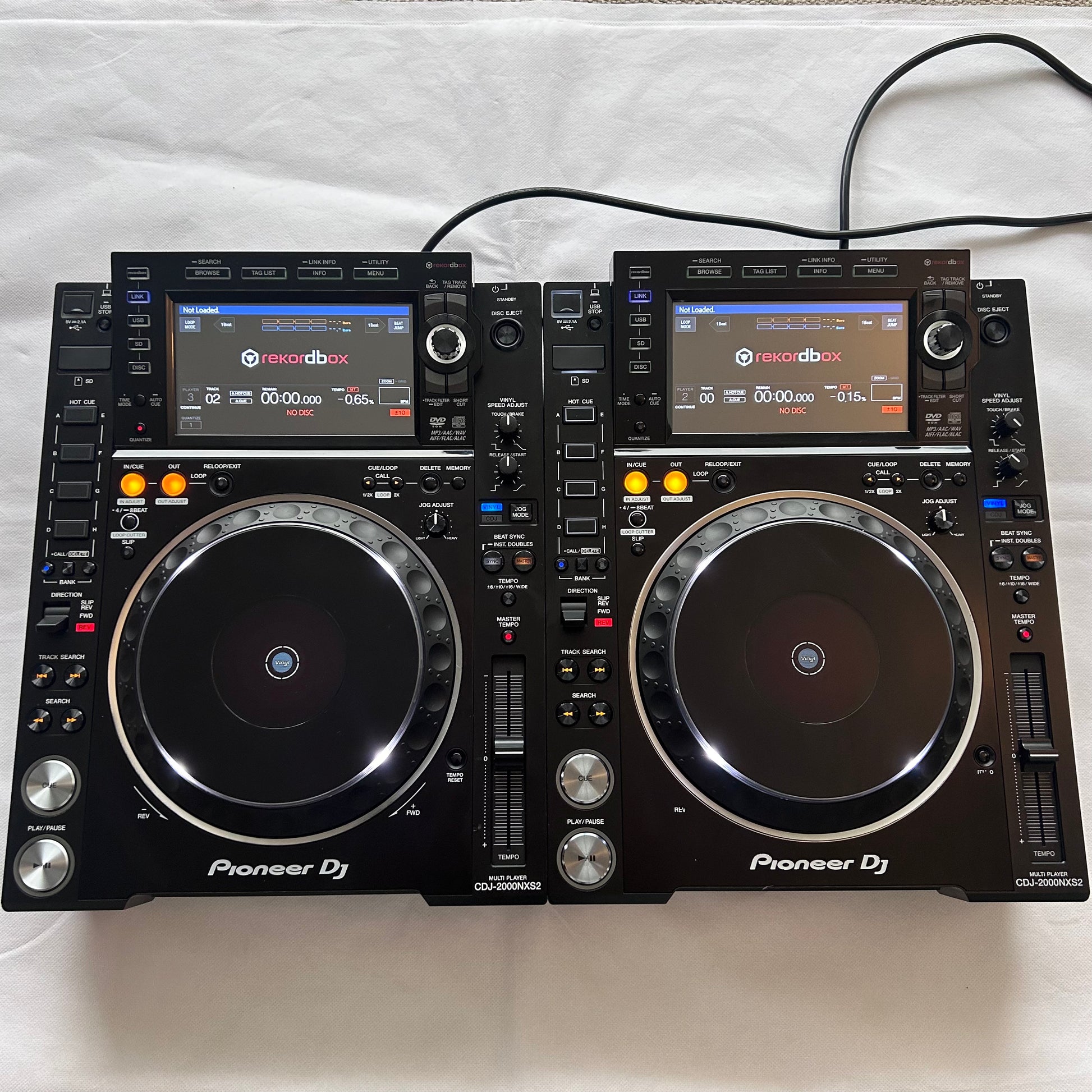 2x Pioneer CDJ 2000NXS2 Nexus2 NXS 2 Pair - Turntable Trader 