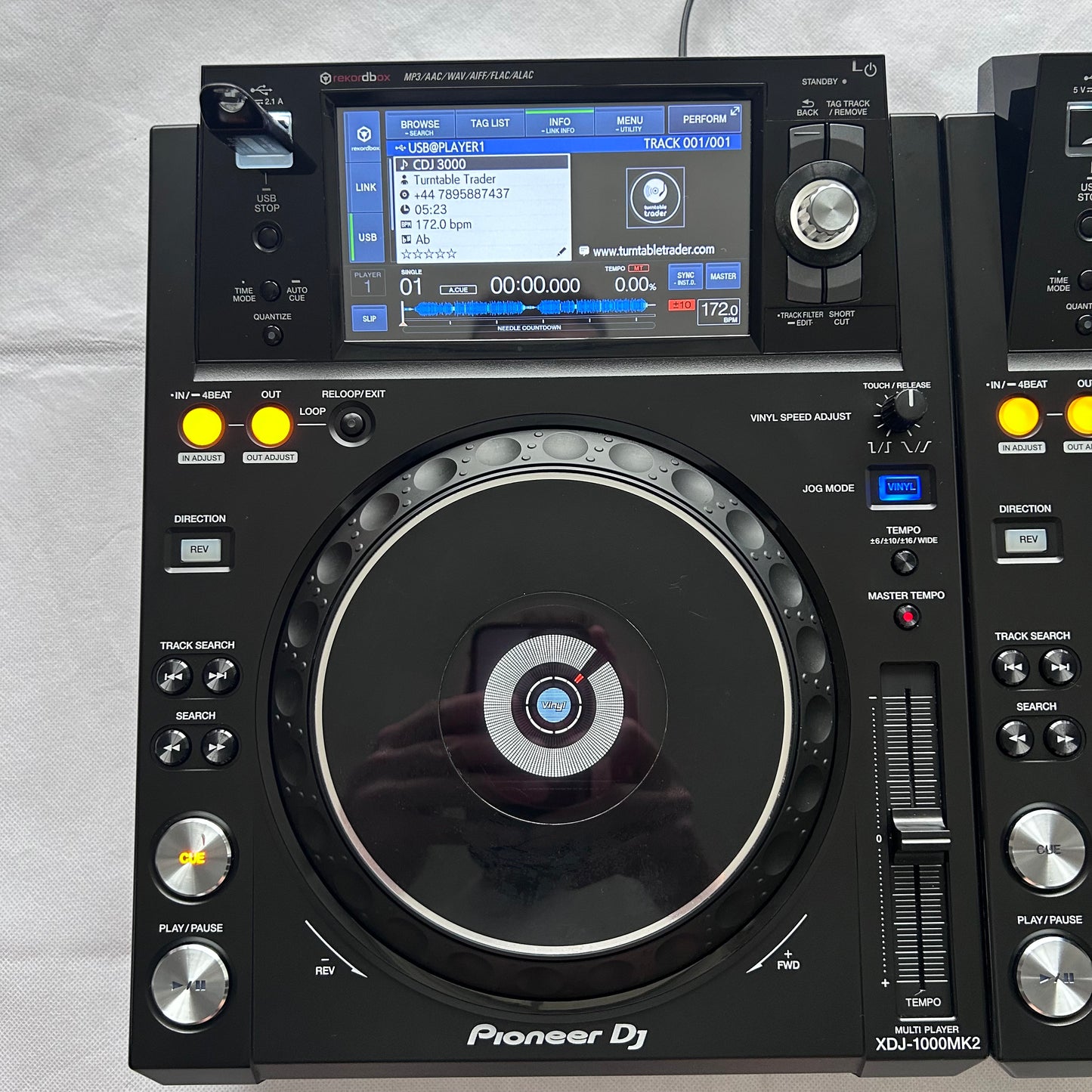 2x Pioneer XDJ 1000MK2