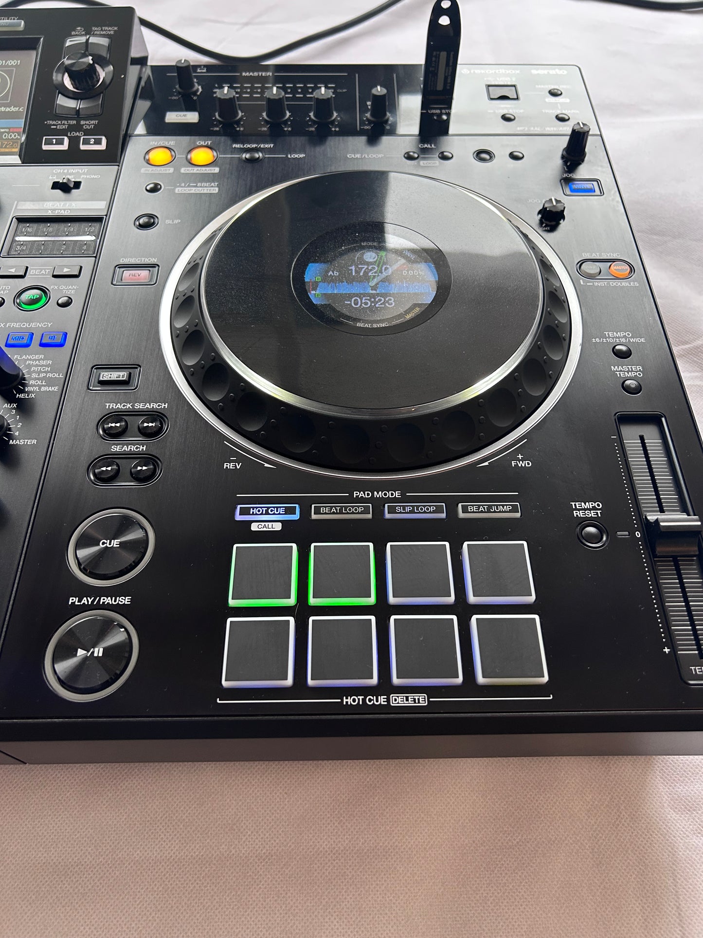 Pioneer DJ XDJ XZ Like NEW