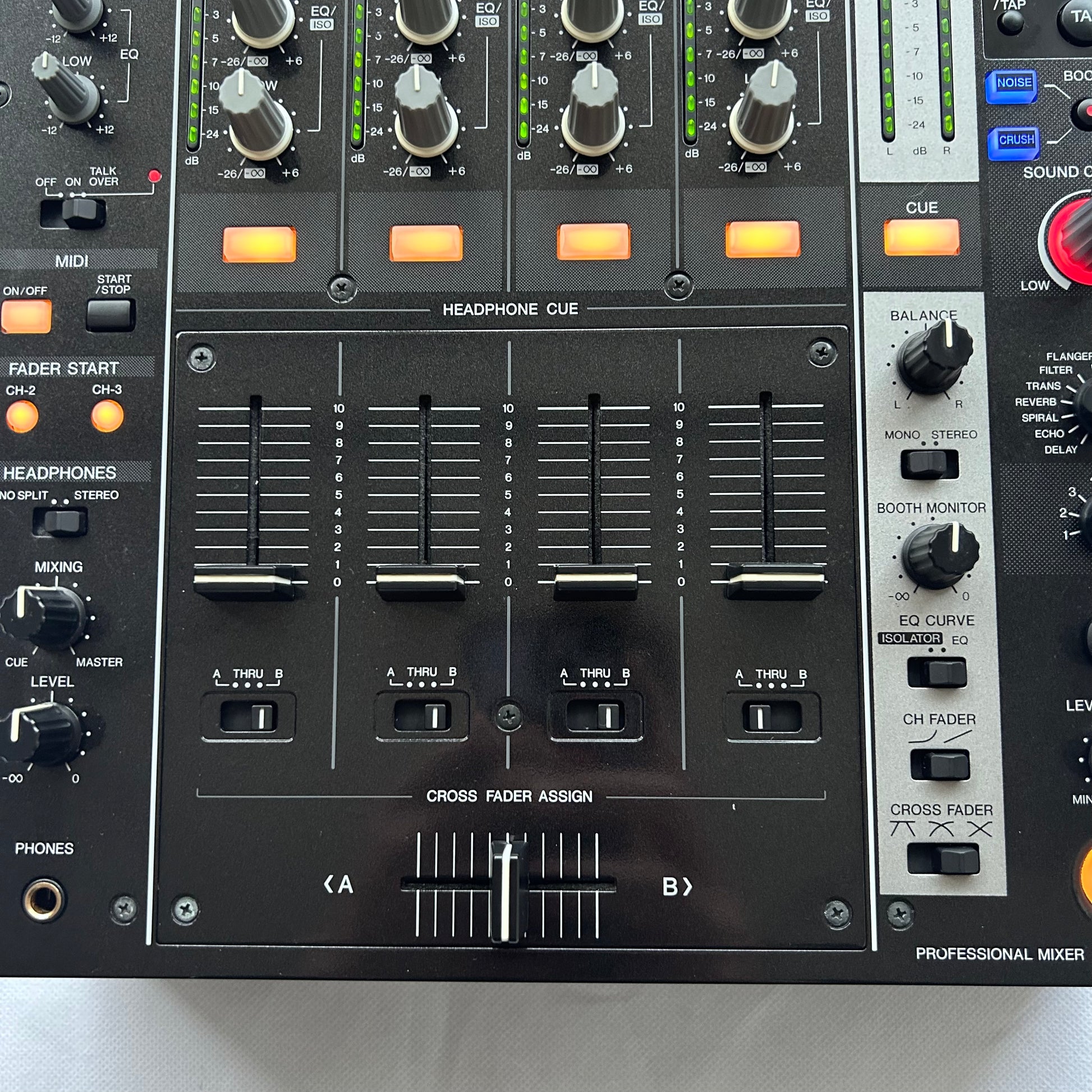Pioneer DJ DJM 750 - Professional 4-Channel DJ Mixer - Turntable Trader 