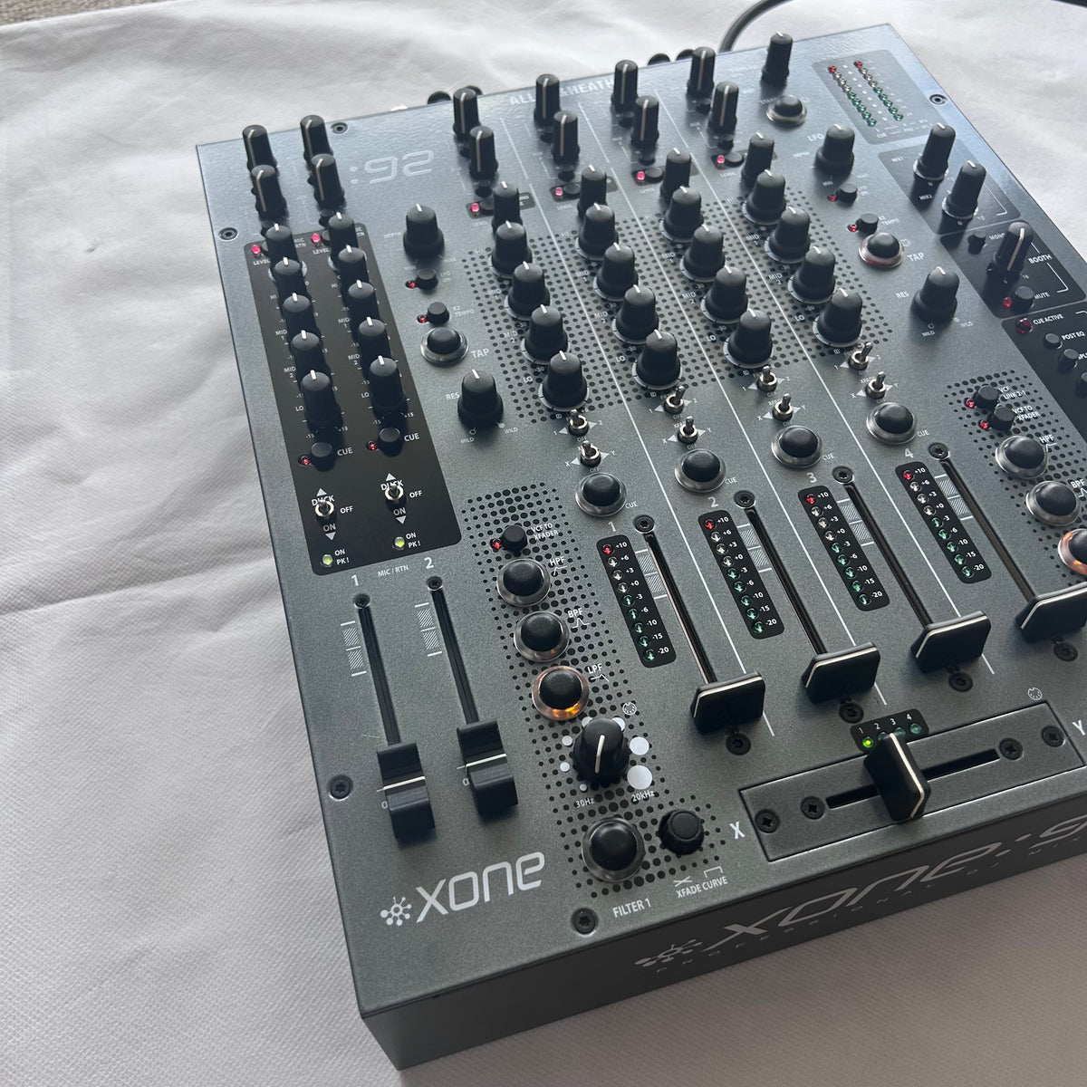 Allen & Heath XONE:92 DJ Mixer 4 Channel Mixer – Turntable Trader