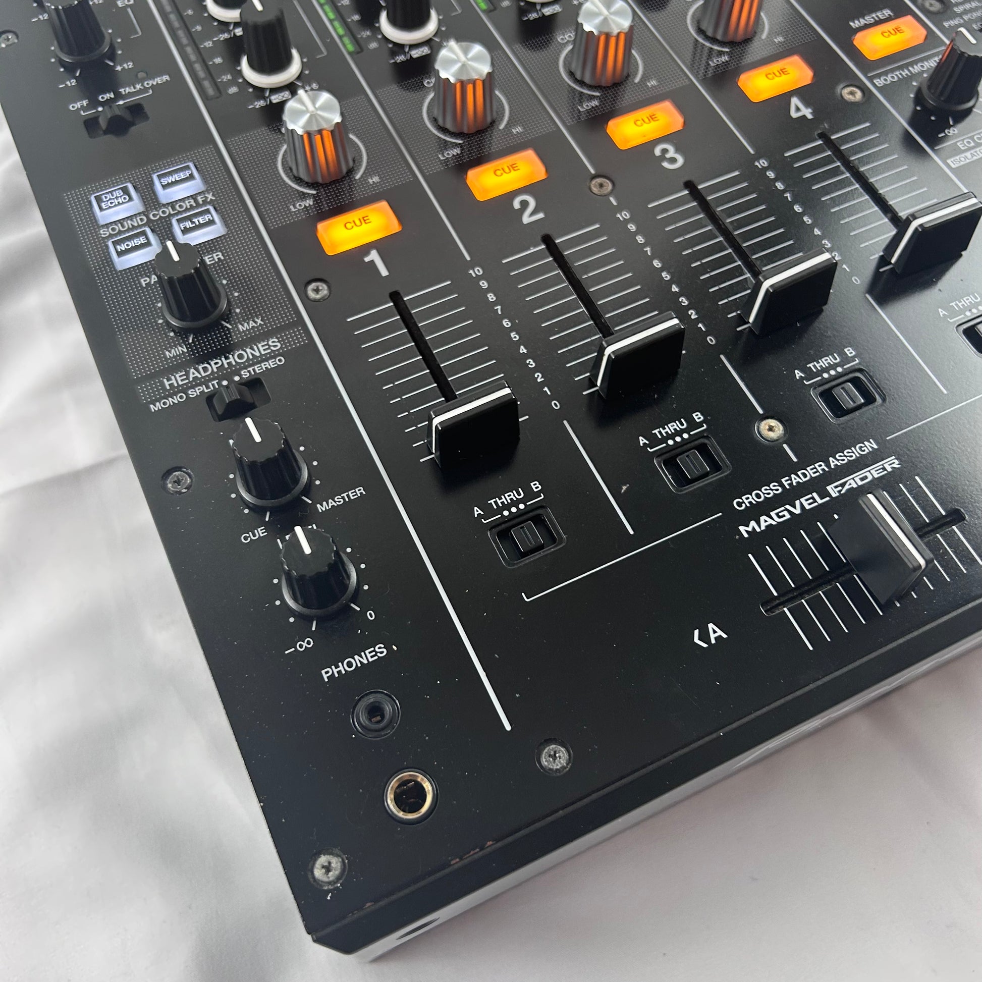 Pioneer DJ DJM 750MK2 — профессиональный 4-канальный DJ-микшер — Turntable Trader