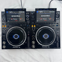 Pioneer CDJ 3000 Pair - Professional Multi-Player Decks