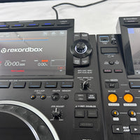 Pioneer CDJ 3000 Pair - Professional Multi-Player Decks