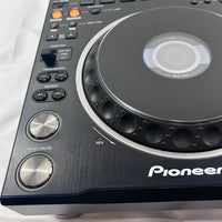 Pioneer CDJ 3000 Pair - Professional Multi-Player Decks