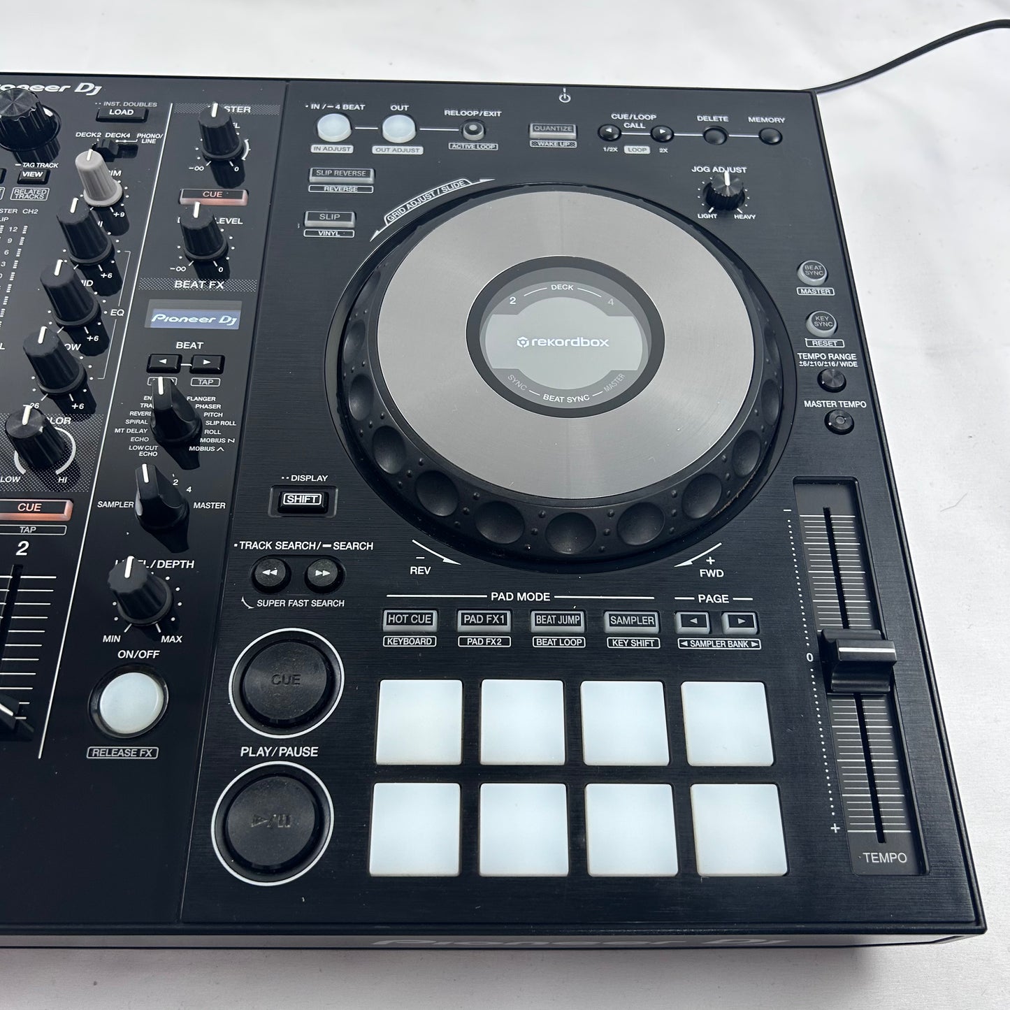 Pioneer DDJ 800 - Professional 2 Channel DJ Controller