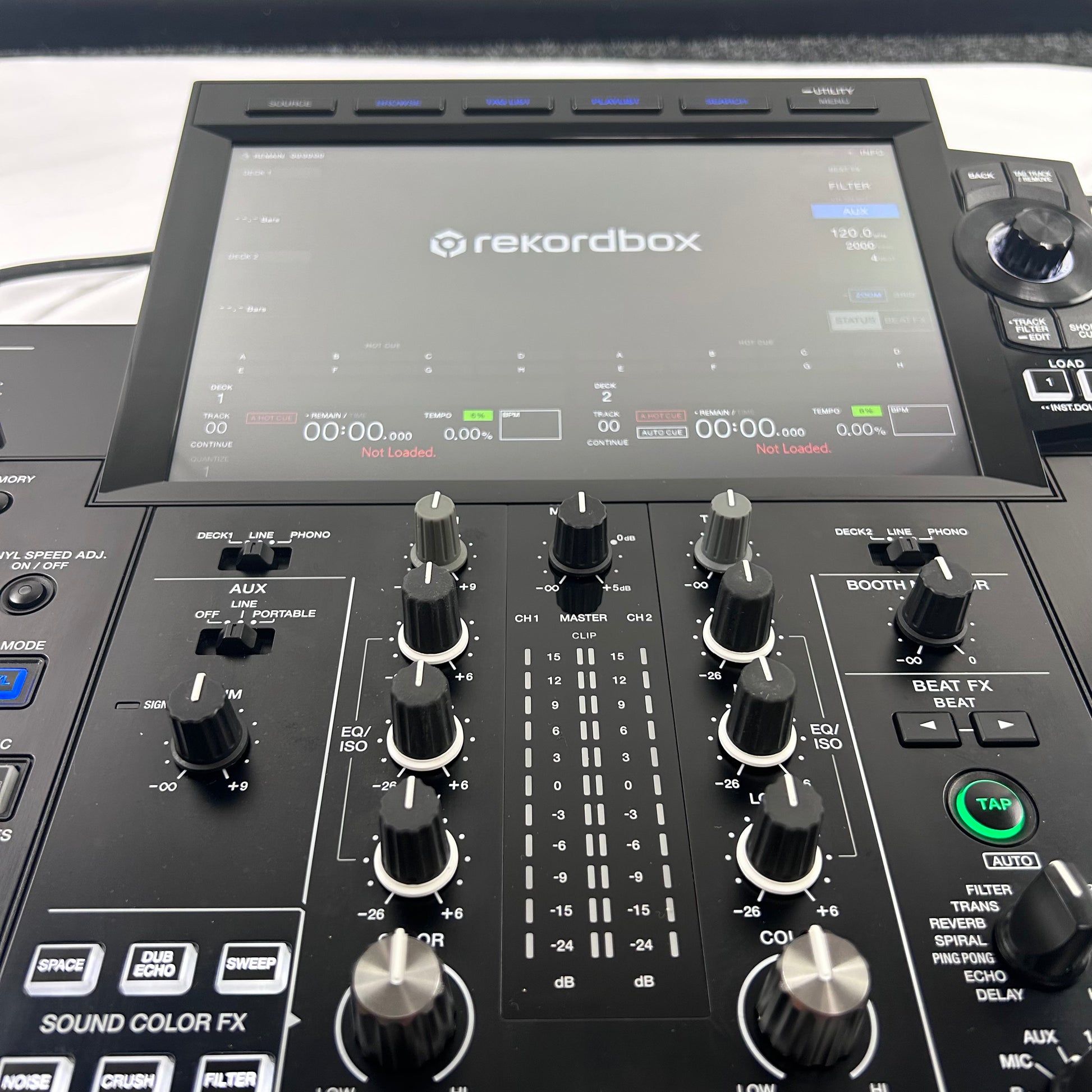 Pioneer DJ XDJ RX3 - Professional All-in-One DJ Controller