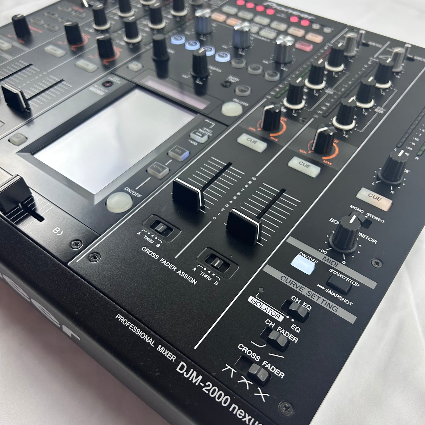 Pioneer DJM 2000 Nexus - 4 Channel Professional DJ Mixer
