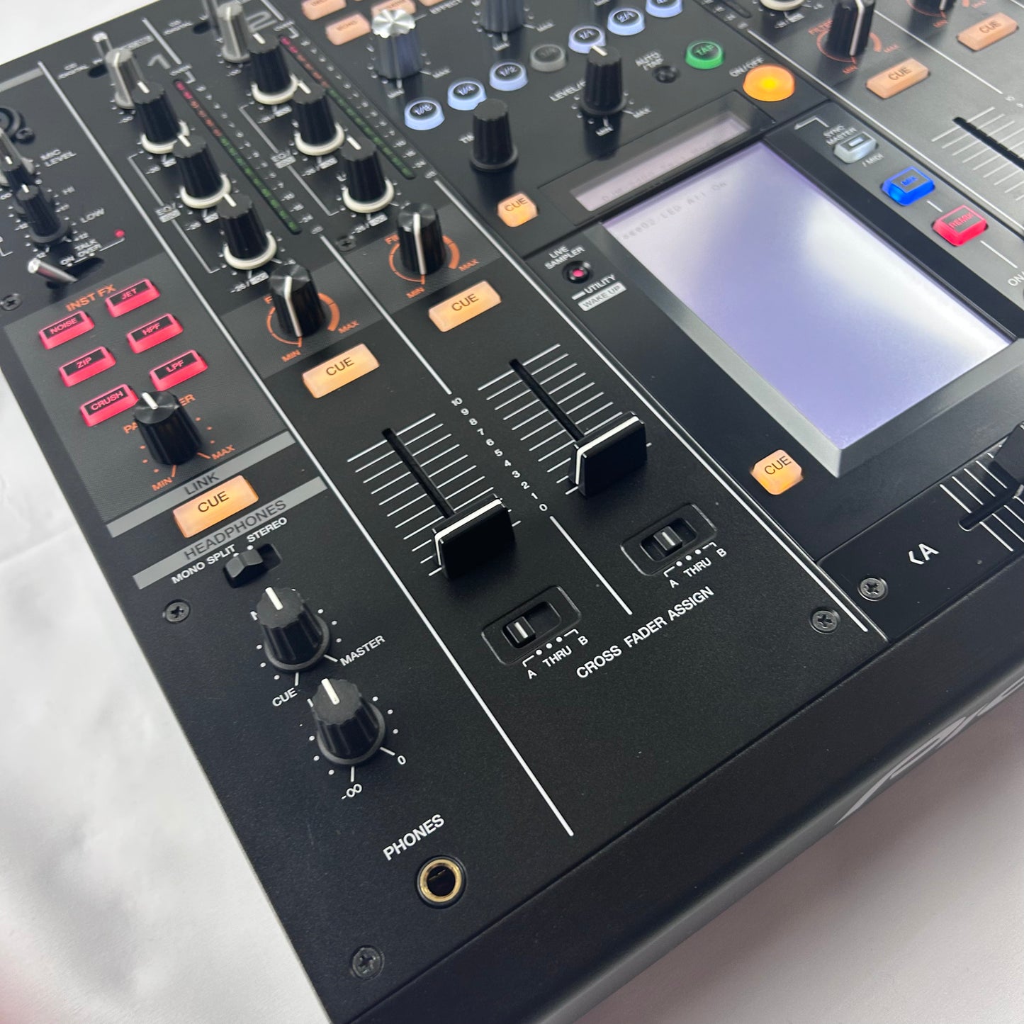 Pioneer DJM 2000 Nexus - 4 Channel Professional DJ Mixer