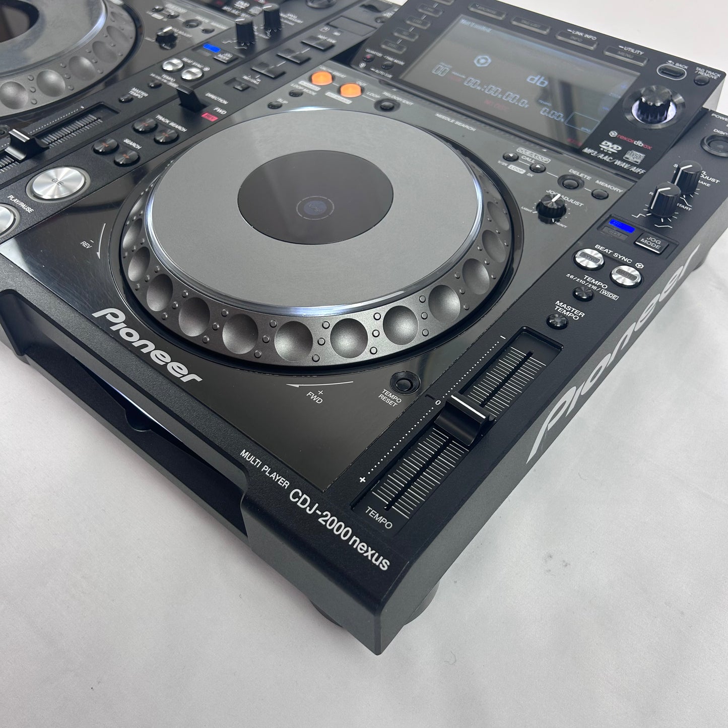 Pioneer CDJ 2000 Nexus Pair NXS - Professional DJ Media Players