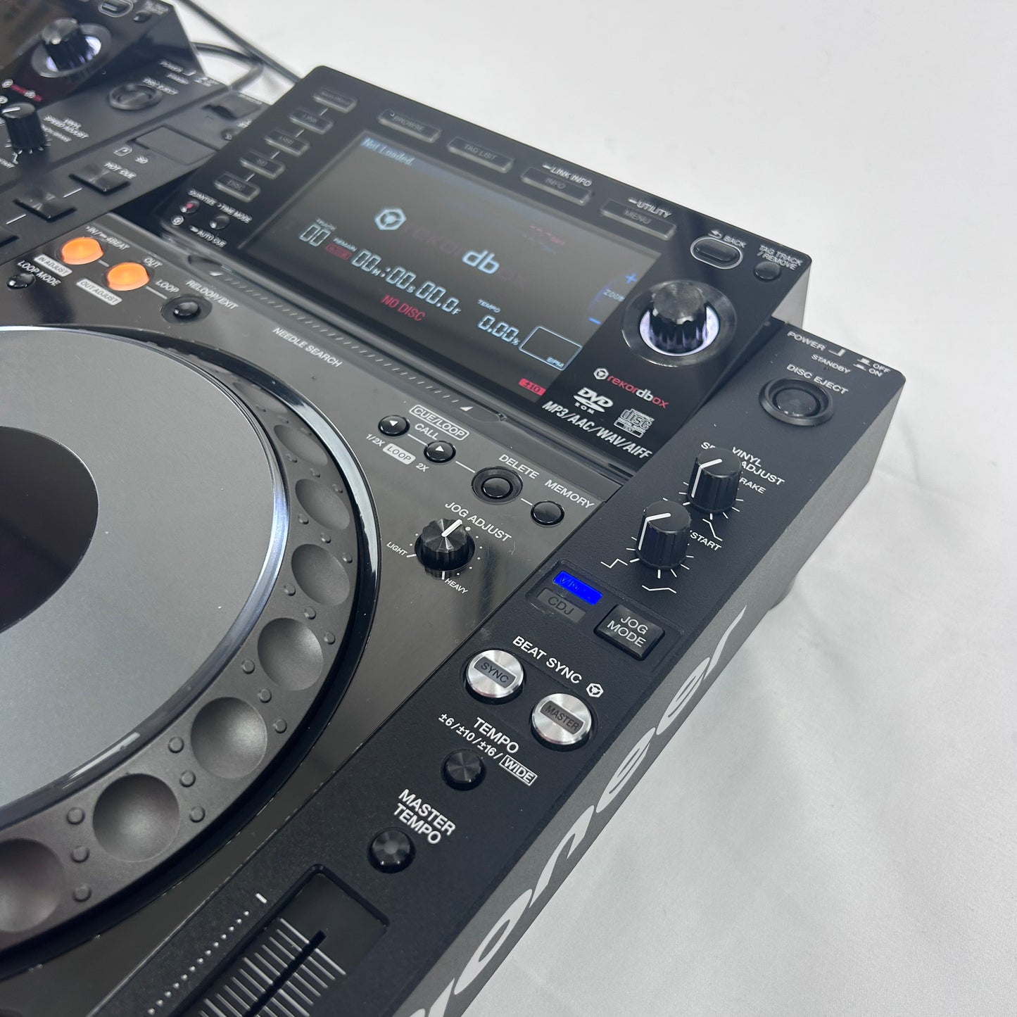 Pioneer CDJ 2000 Nexus Pair NXS - Professional DJ Media Players