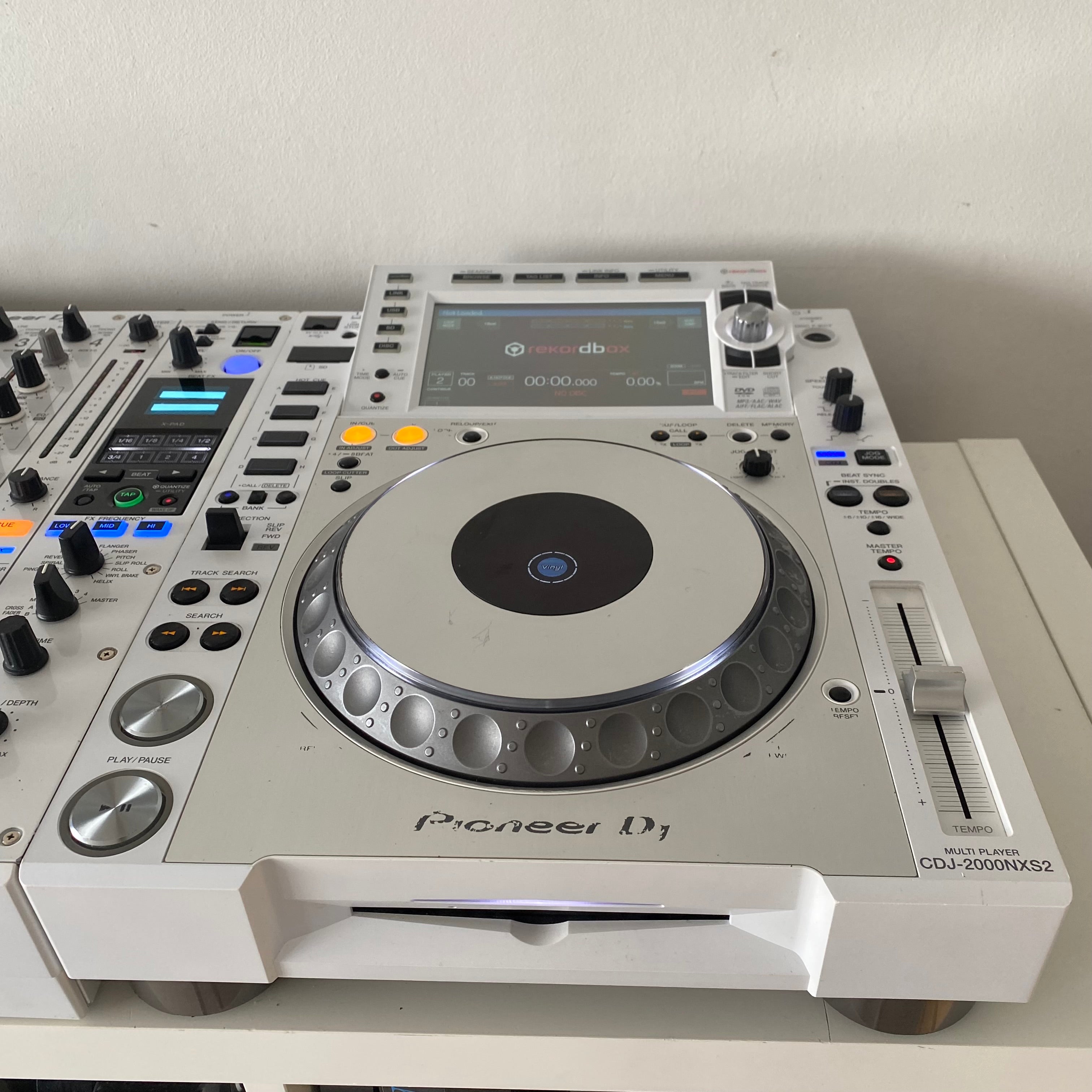 Pioneer CDJ 2000NXS2 & DJM 900NXS2 LTD Edition FULL SET UP – Turntable  Trader