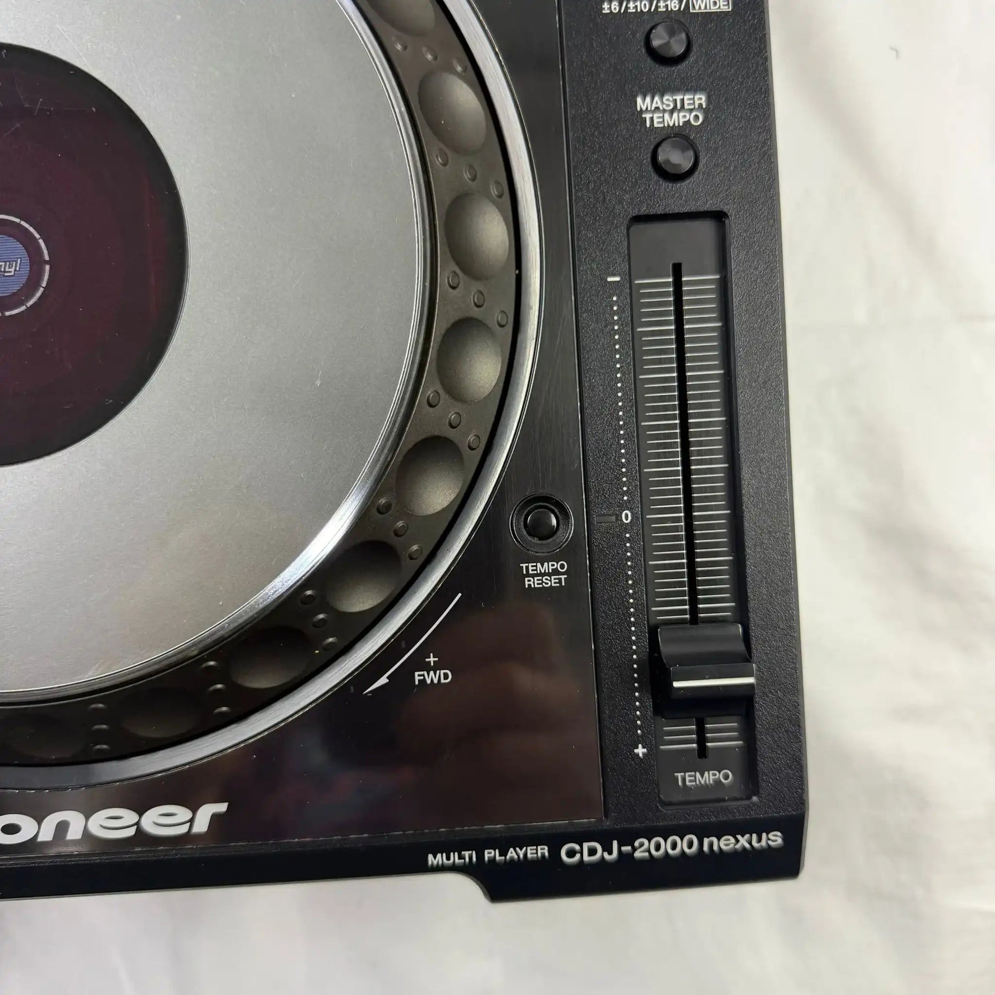 Pioneer CDJ 2000 Nexus - Professional DJ Media Player - Turntable Trader