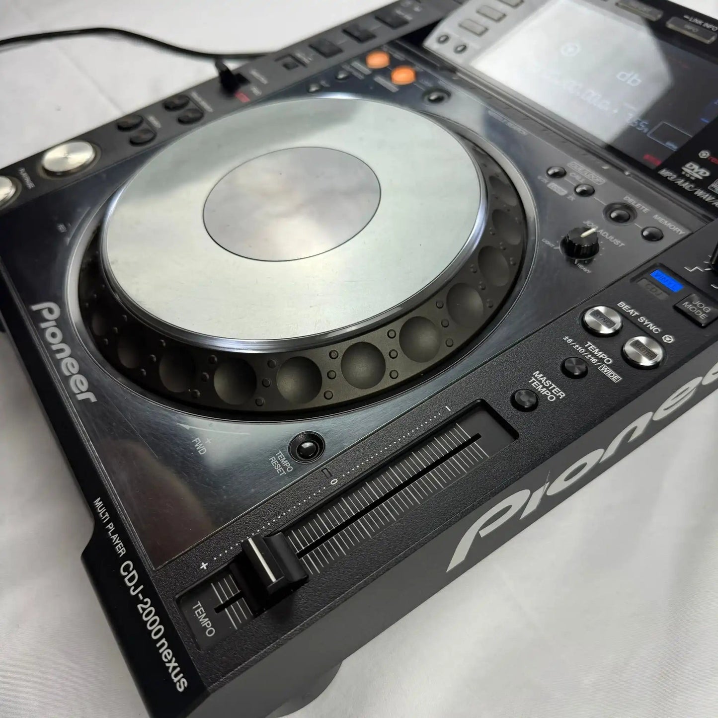 Pioneer CDJ 2000 Nexus - Professional DJ Media Player - Turntable Trader