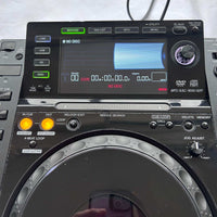 Pioneer CDJ 2000 Pair - Professional DJ Media Players - Turntable Trader