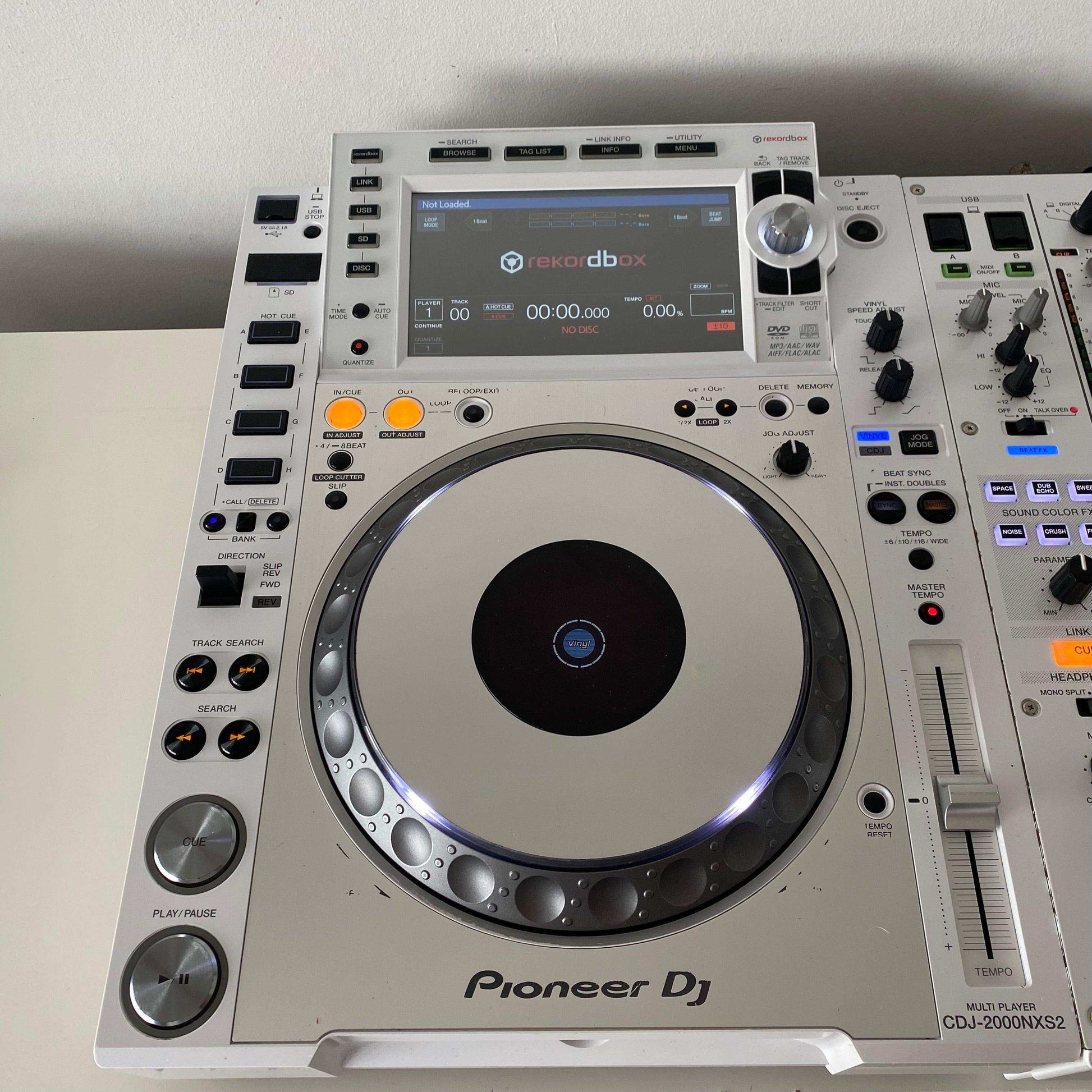 Pioneer CDJ 2000NXS2 и DJM 900NXS2 LTD Edition — Turntable Trader