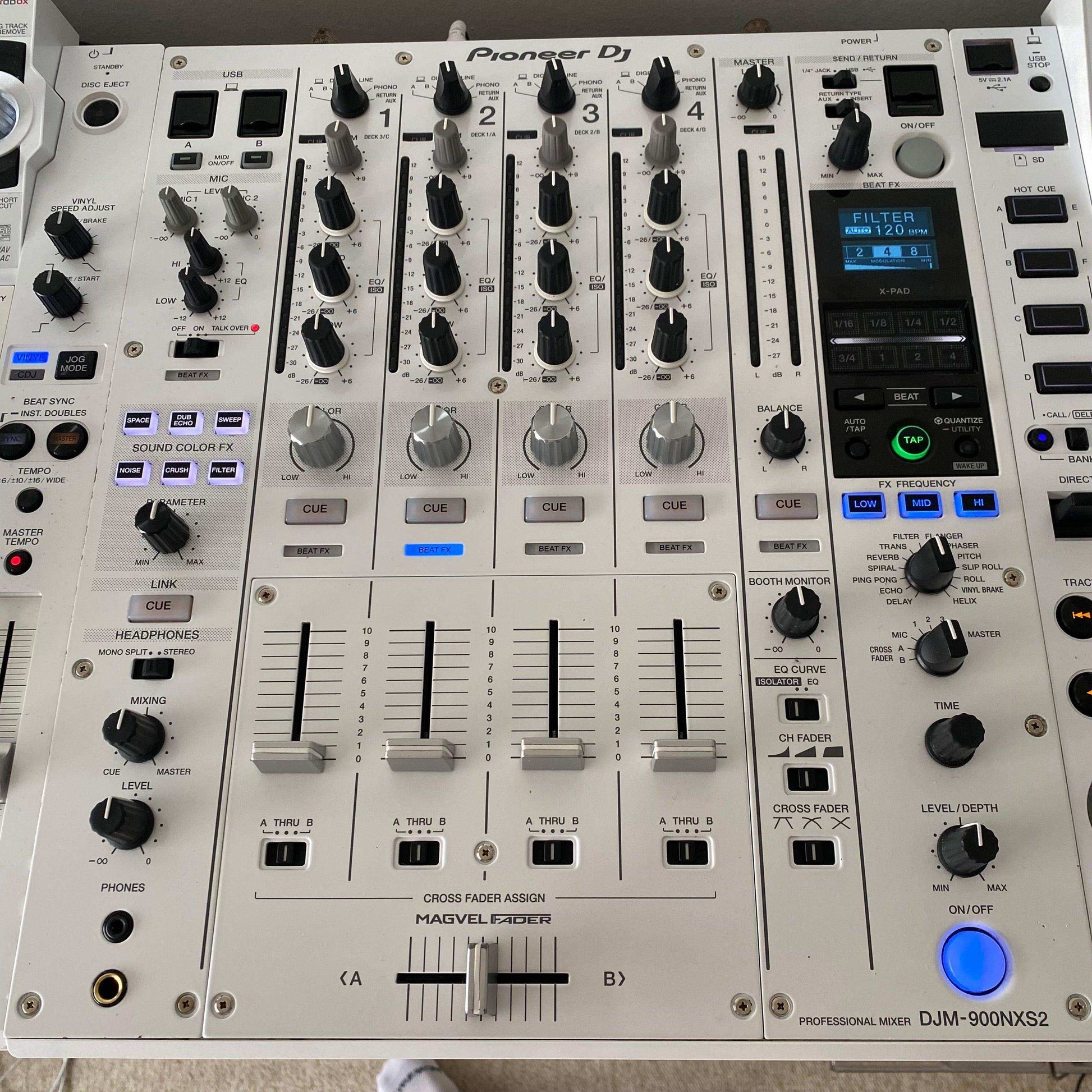 Pioneer CDJ 2000NXS2 & DJM 900NXS2 LTD Edition - Turntable Trader