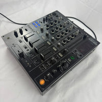 Pioneer DJ DJM 800 - Professional 4-Channel DJ Mixer