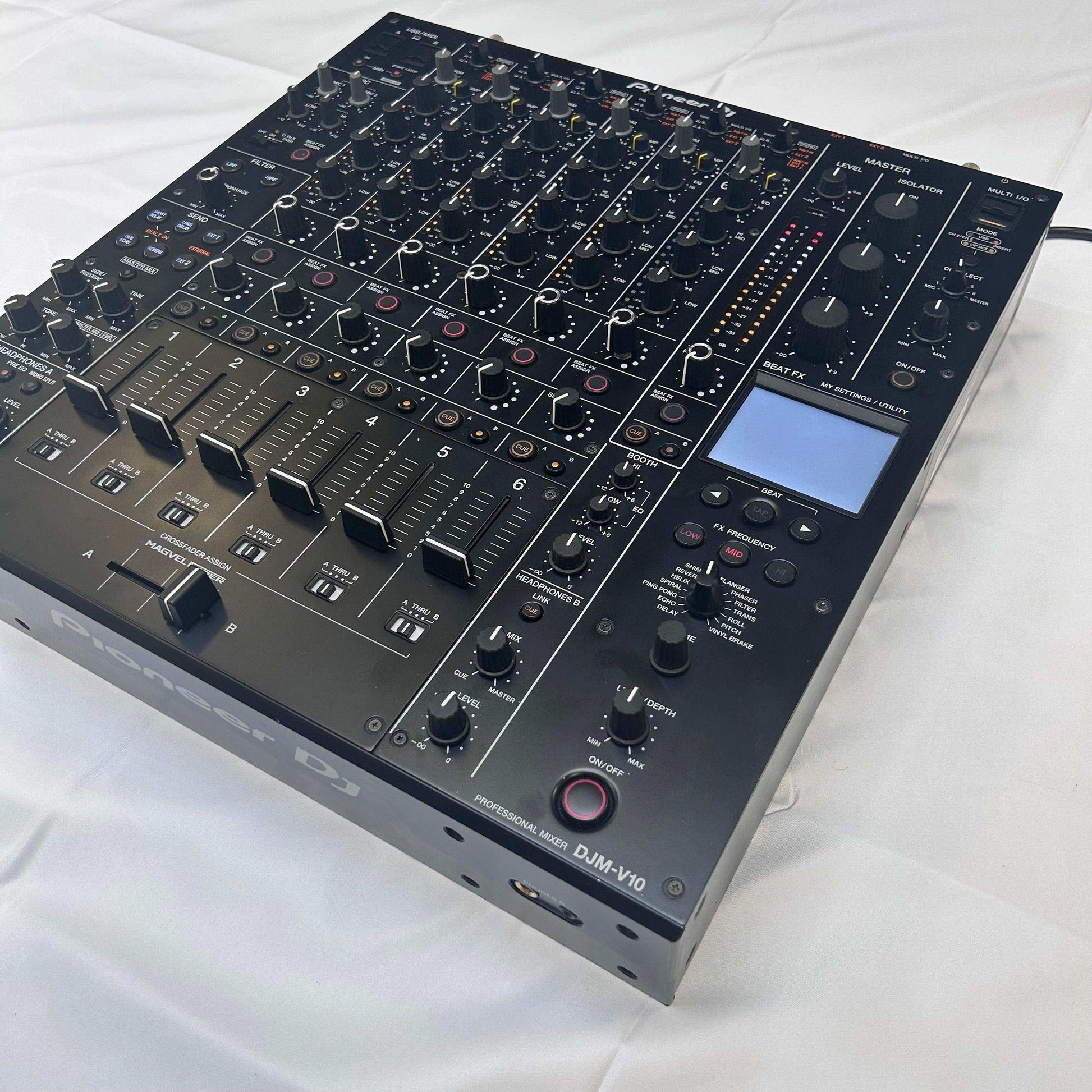 Pioneer DJM V10 — профессиональный 6-канальный DJ-микшер — проигрыватель виниловых пластинок